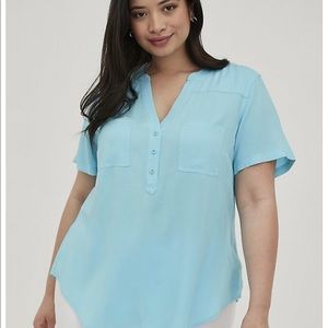 Torrid Harper short-sleeved pullover blouse, size 1